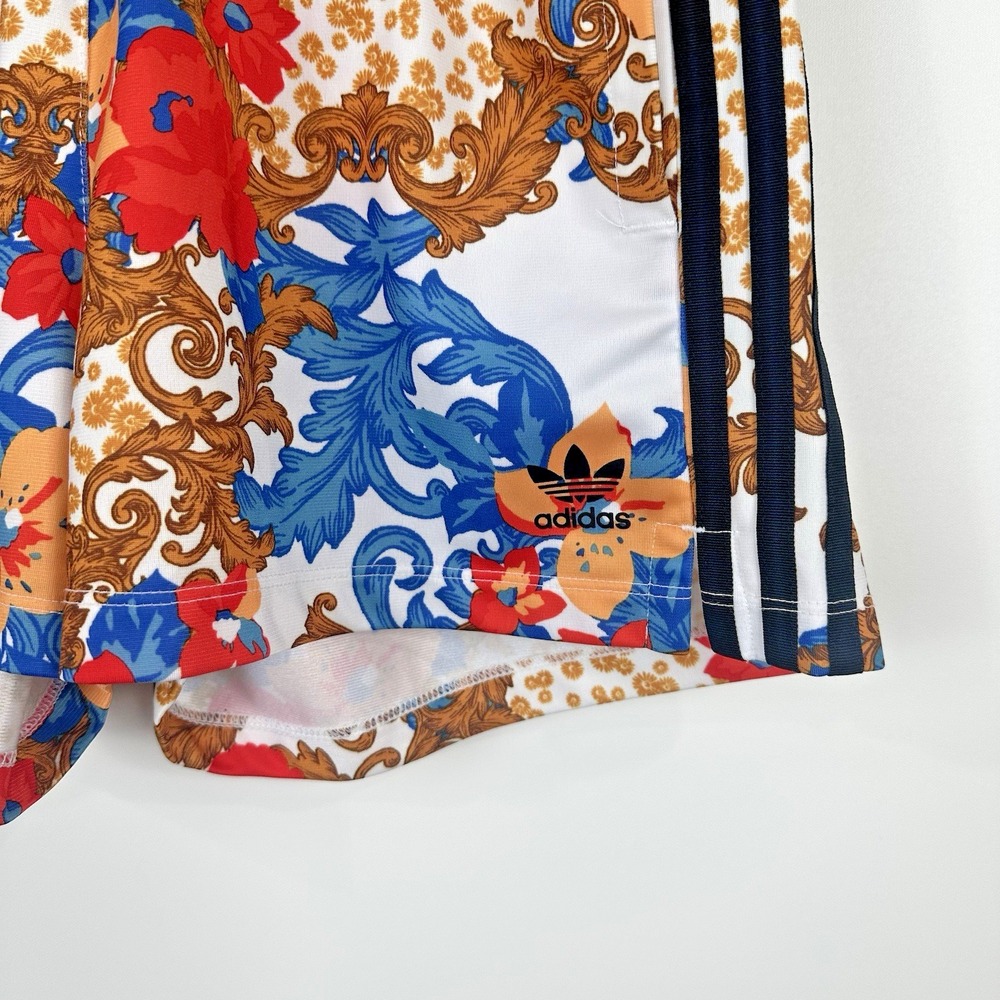 Adidas Her Studio London Floral Shorts Baroque Trefoil 3 Stripes Women's Small - Picture 2 of 11